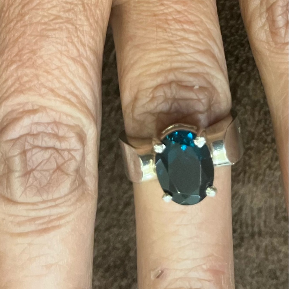 Beautiful Silver and Blue Gemstone Ring